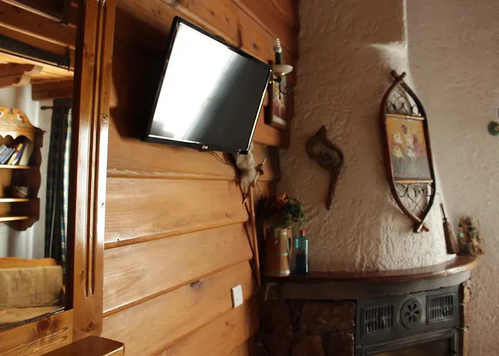 η γωνιά της λίνας Πανσιόν