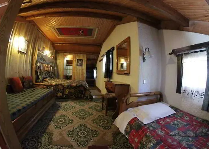 η γωνιά της λίνας Πανσιόν